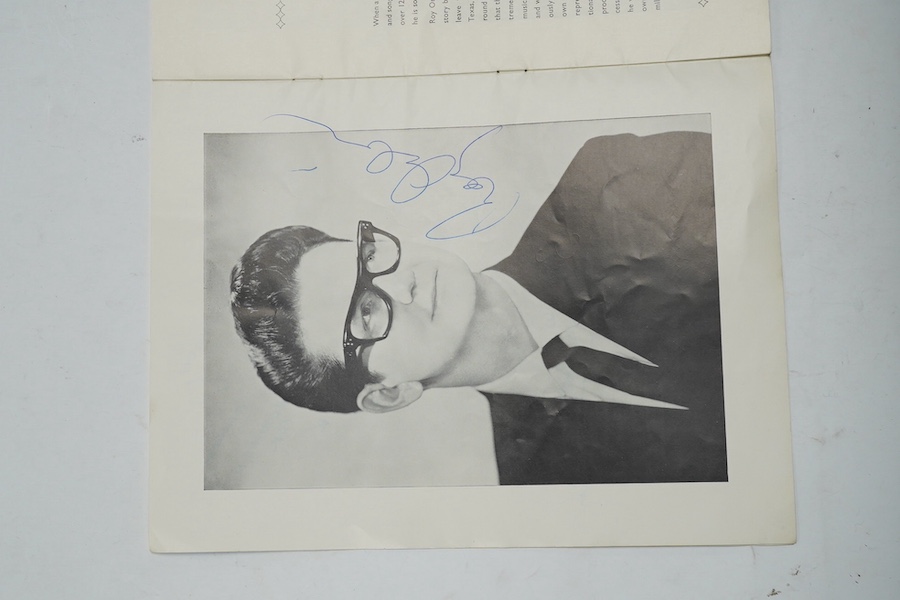 Roy Orbison and Freddie and the Dreamers concert programme including an extensive collection of autographs from members of the bands and support acts involved. Condition fair to good, minor age wear.